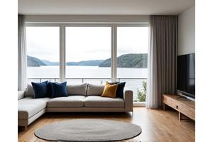 Fornøyd kunde i sin nyinnredede marine stue